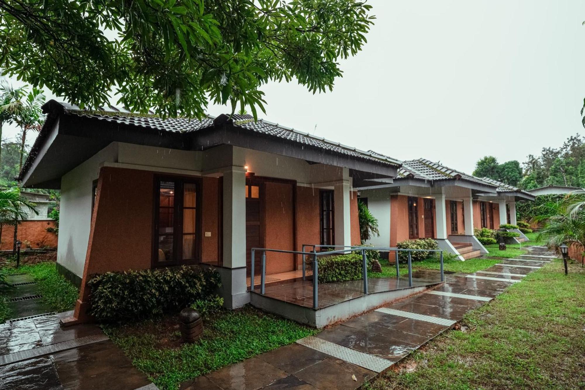 Misty Grove Resort Hotel Gudalur  Exterior photo